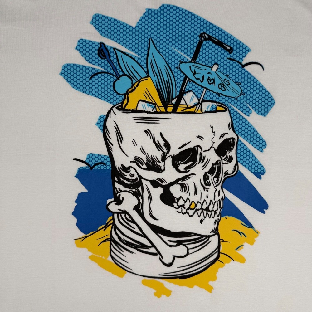 Robert Graham Mens M Tiki Skull Graphic T-Shirt White Soft Cotton‎ NWT w flaw
